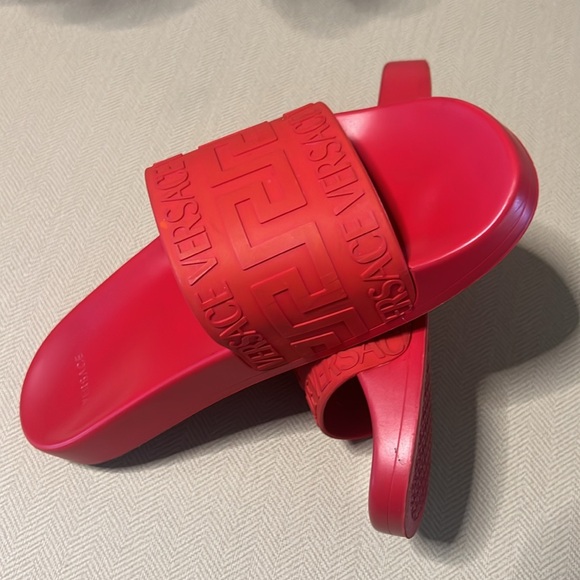 Versace Greca Print Red Slides Flip Flops Size 42 - Picture 3 of 9
